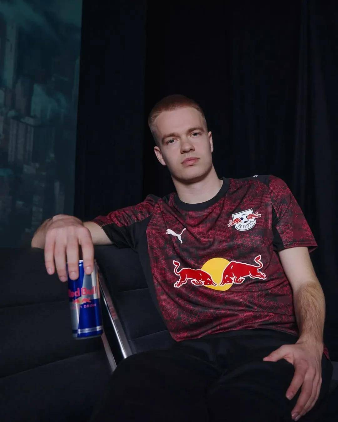 关于RB莱比锡客场战胜法兰克福,保持不败的信息 关于RB莱比锡客场战胜法兰克福,保持不败的信息