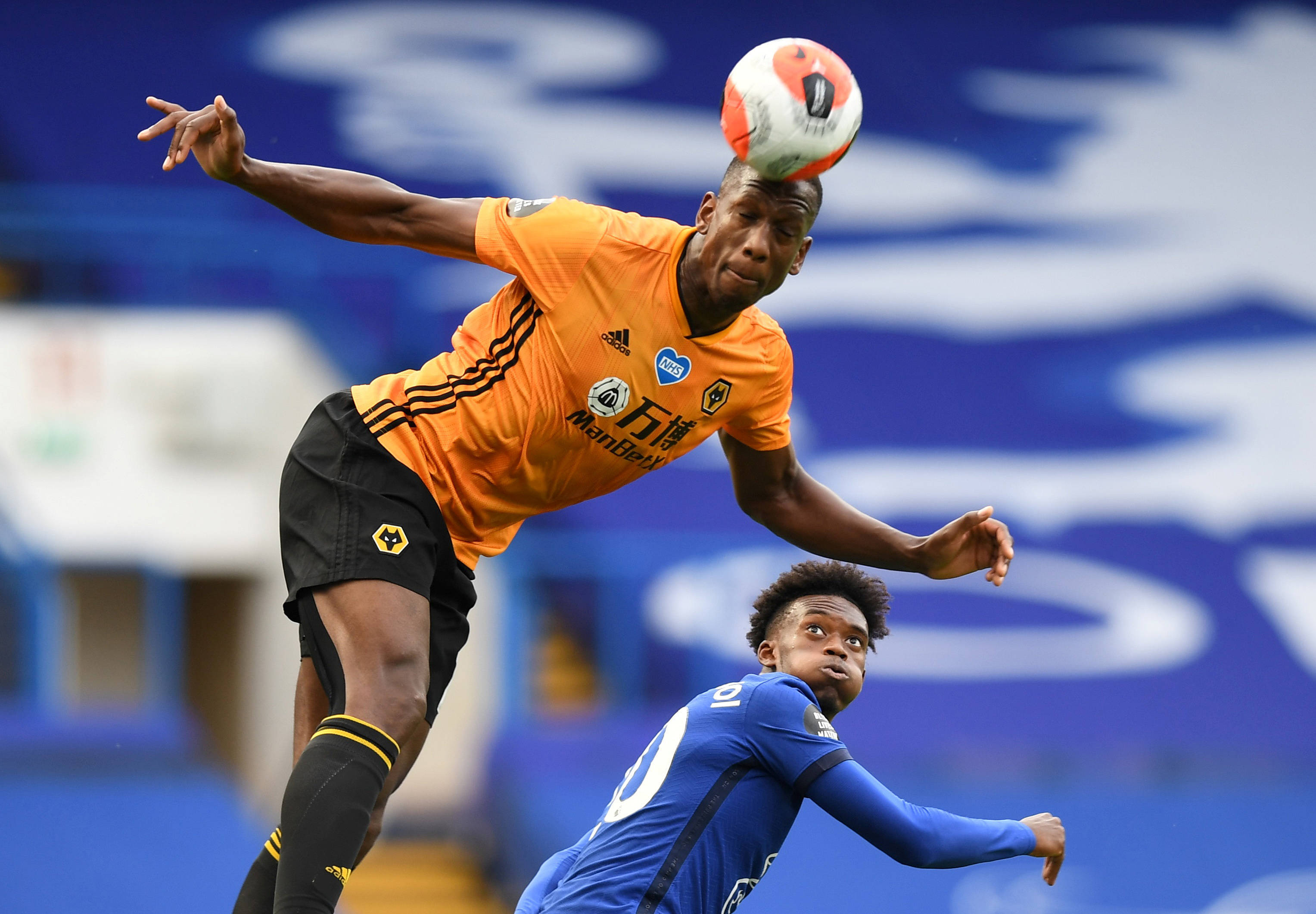 英国队在团体项目中取得第一名 英国队在团体项目中取得第一名