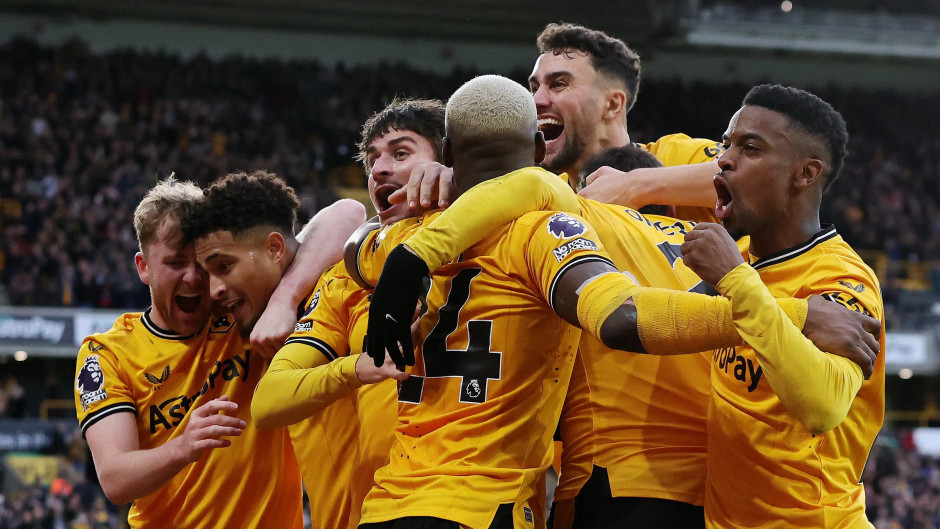 开云体育-狼队战胜西汉姆，英超竞争激烈令人期待的简单介绍