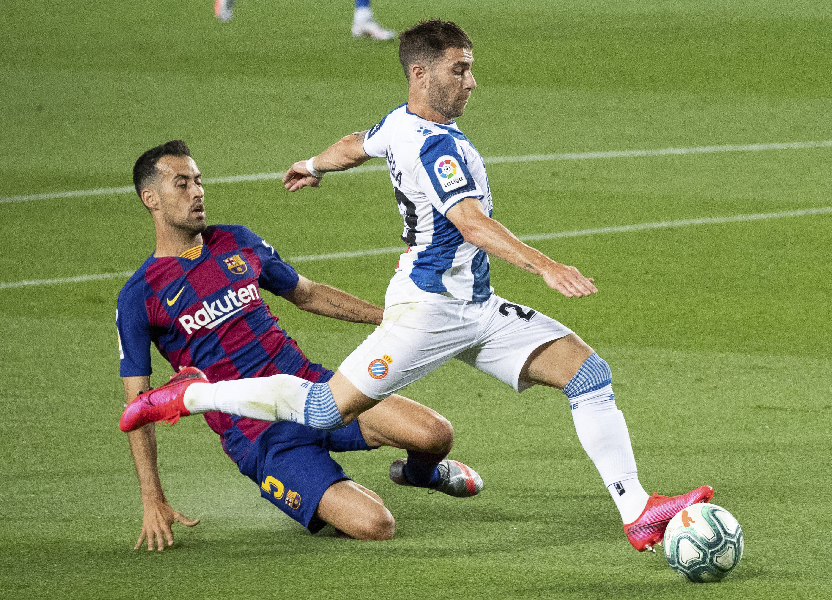 开云体育登录-西班牙主场逼平阿根廷,积分榜形势依然不利的简单介绍