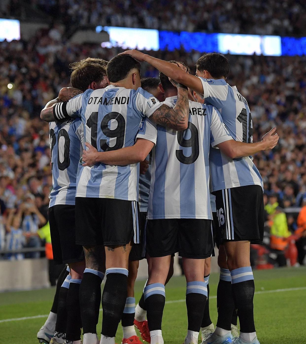 西班牙主场逼平阿根廷,积分榜形势依然不利的简单介绍 西班牙主场逼平阿根廷,积分榜形势依然不利的简单介绍