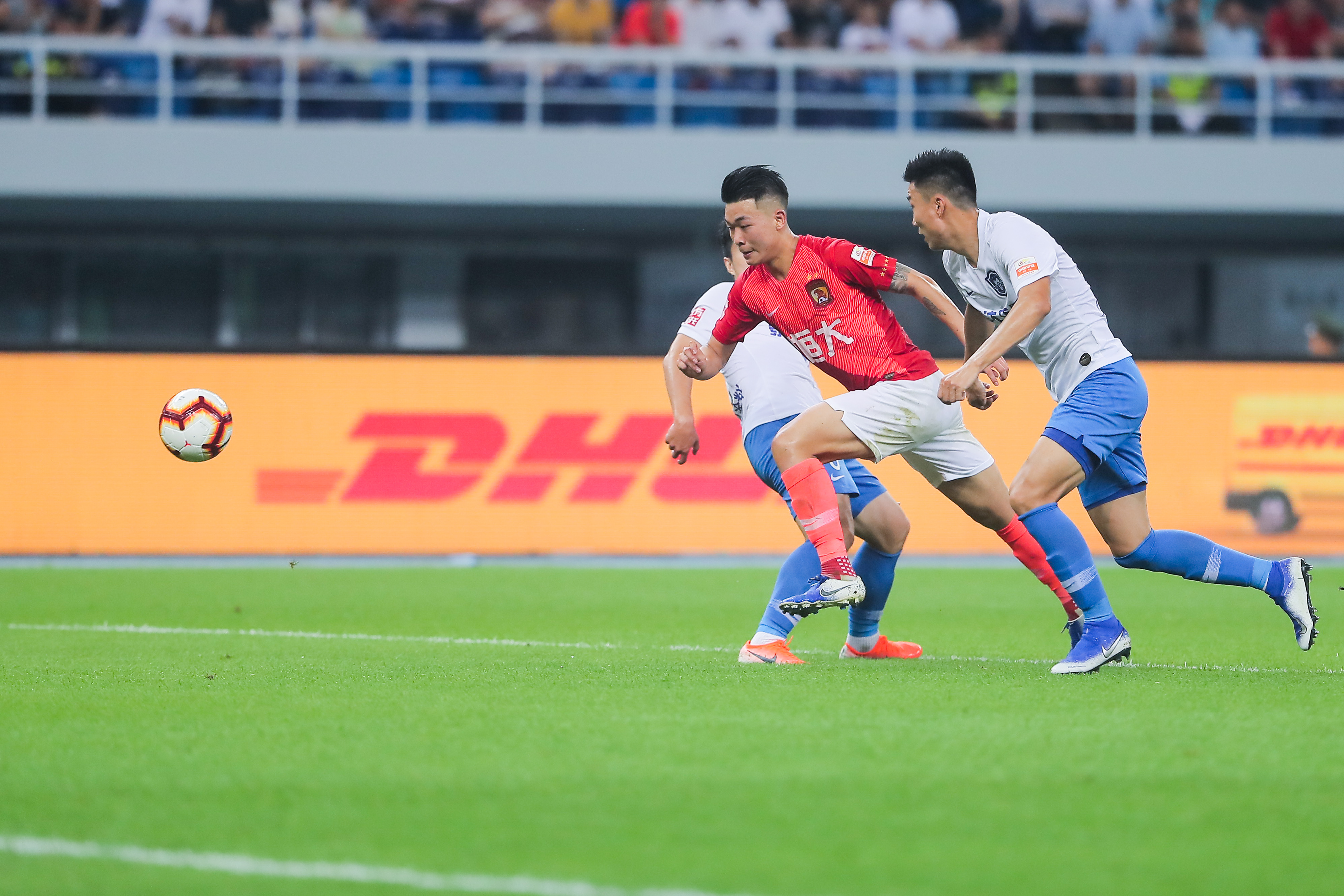 开云体育APP下载-包含泰达客场胜利，排名节节攀升的词条