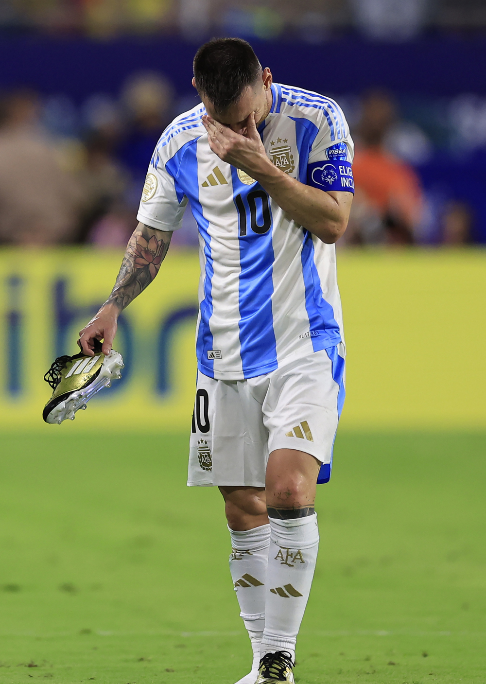 开云官网-维戈塞尔塔主场失利，遗憾次席