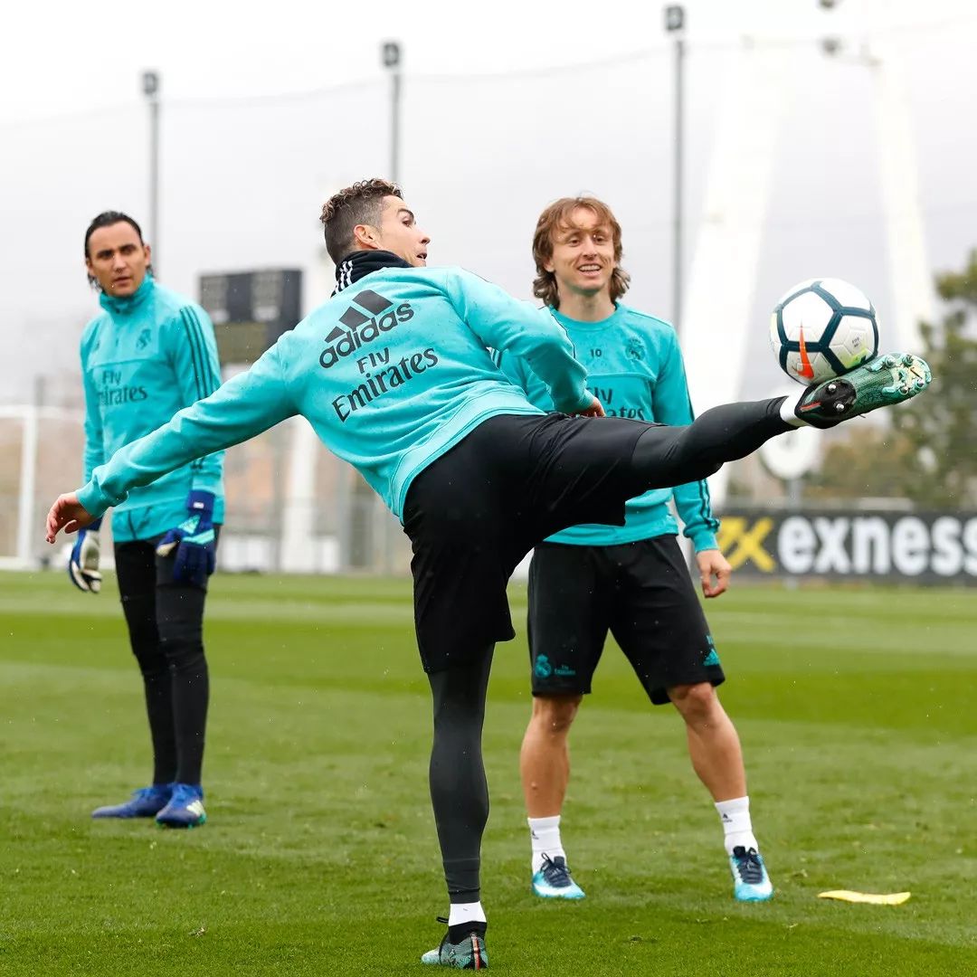 开云体育在线-不丹队奋力拼搏，争取一场胜利