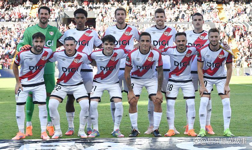 巴西轻取英格兰，奥亚尔萨瓦尔带队取胜