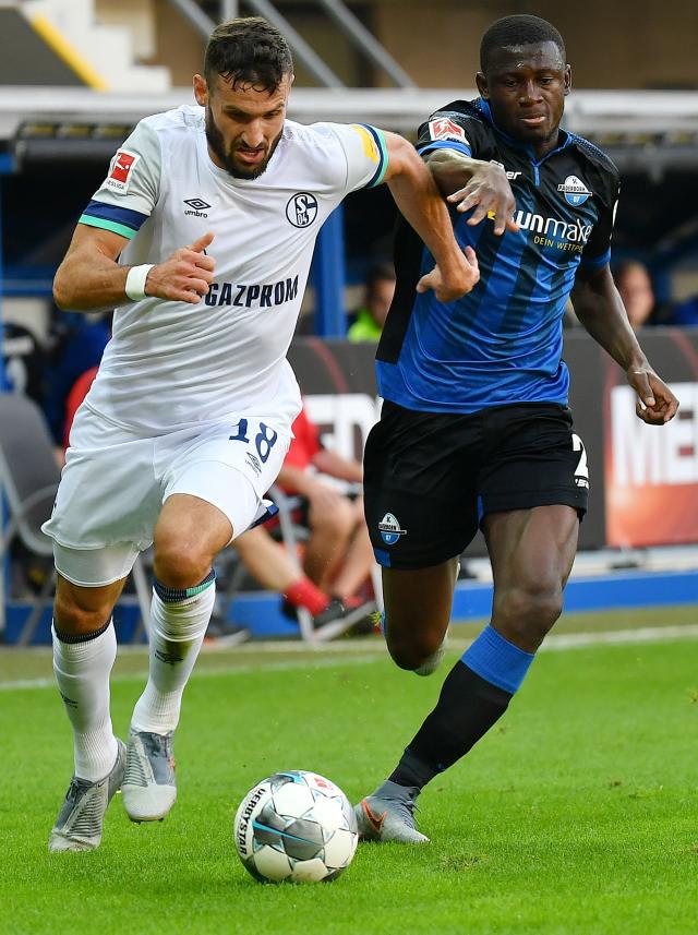 开云体育入口-沙尔克将迎战弗赖堡,能否取得胜利?