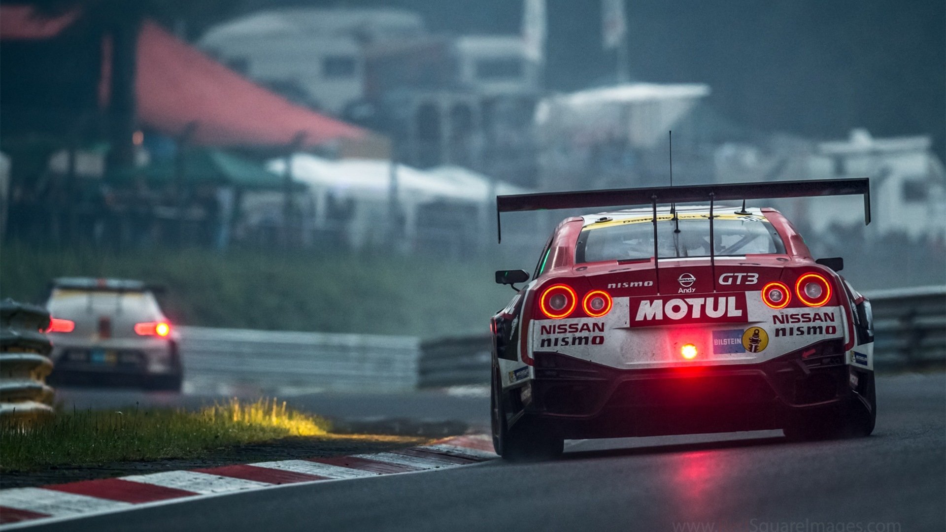 极速与闪电,F1冠军决战中的喀麦隆足球风暴