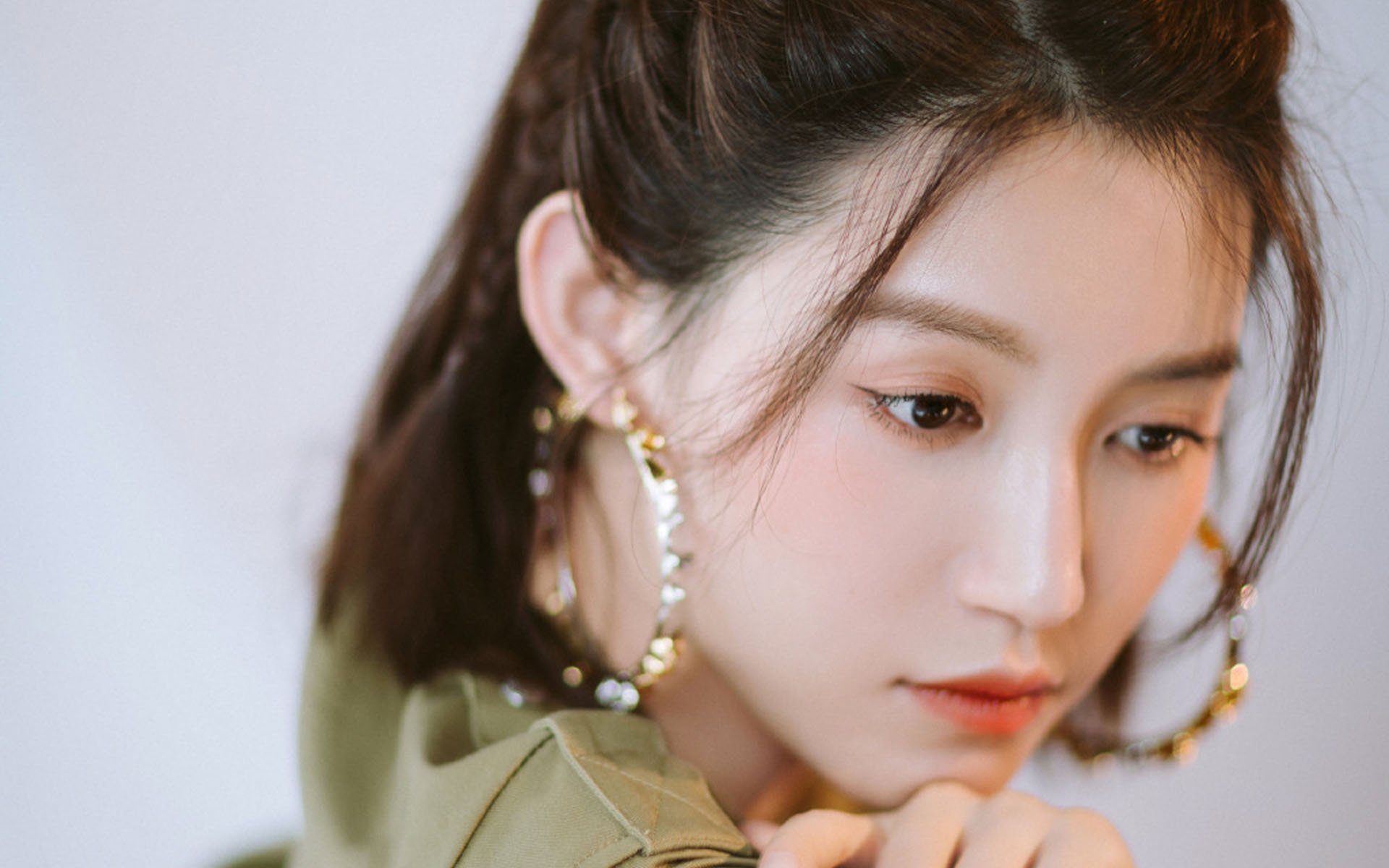 开云APP-光芒与寒冰，维尼修斯伯纳乌加冕夜，冰岛雷克雅未克突围时